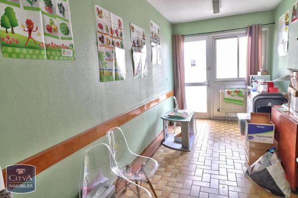 Vente local professionnel 65.78m²