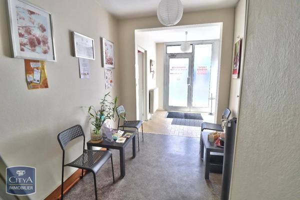 Vente local professionnel 65.78m²