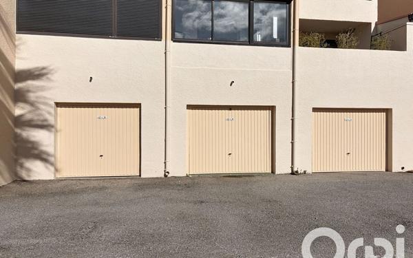 Appartement à vendre    1 pièce •  Saint-Cyprien