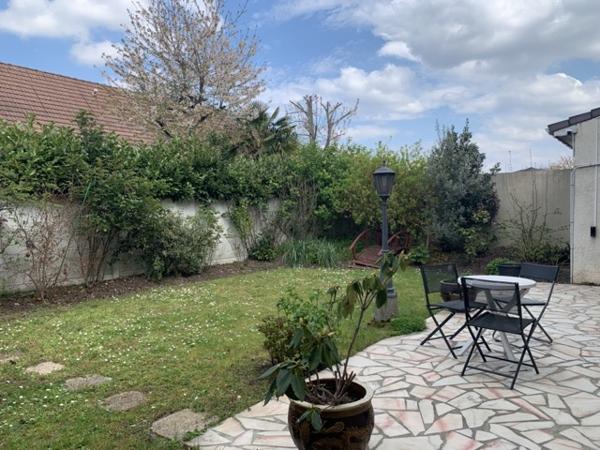 Bondy (93140) MAISON avec terrasse 5 chambres à Bondy (93) -