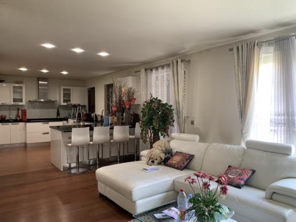 Bondy (93140) MAISON avec terrasse 5 chambres à Bondy (93) -