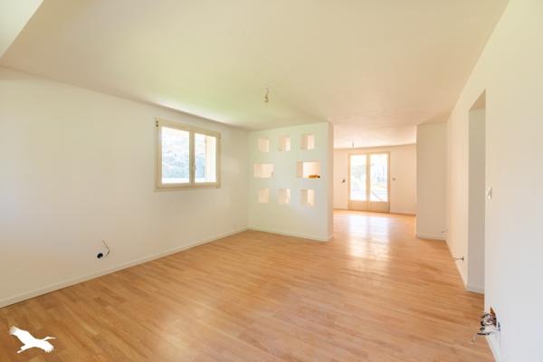 Maison à vendre |                                       Lafox |                                        8 pièces  |  213 m²