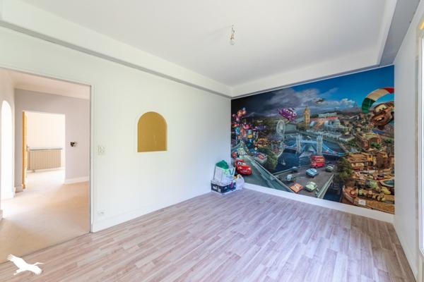 Maison à vendre |                                       Lafox |                                        8 pièces  |  213 m²