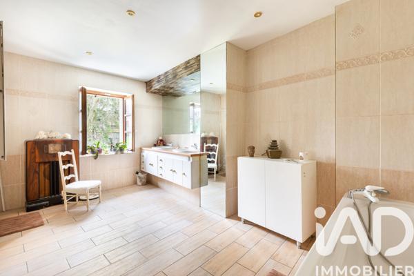 Maison à vendre 5 pièces 200 m² Gouvernes