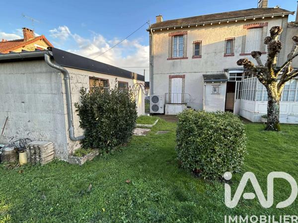 Maison à vendre 6 pièces 95 m² Saint-Benoît-du-Sault