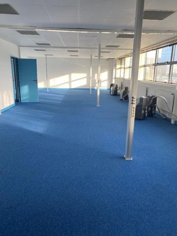 Local professionnel à Niort de 400 m2