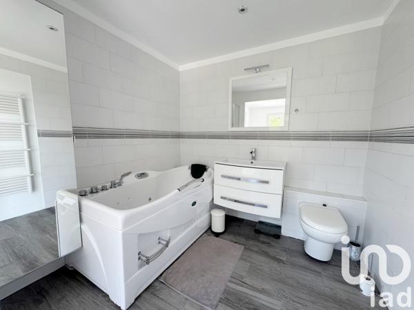 Maison à vendre 5 pièces 160 m² Le Luc