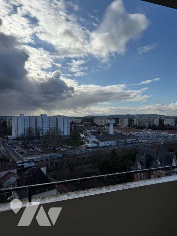 Appartement à Vendre à Troyes LOUE (10000) 

Cet appartement d'une surface habitable de 50 m²...