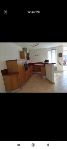 Charmante longère en pierre sur un grand terrain au calme