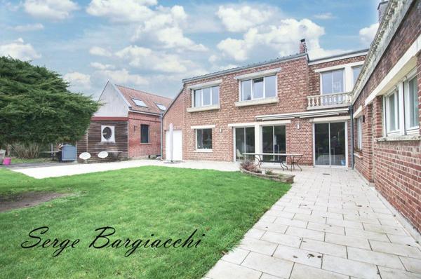 👉 MAISON 284 m² + LOGEMENT INDÉPENDANT – 1 660 m²