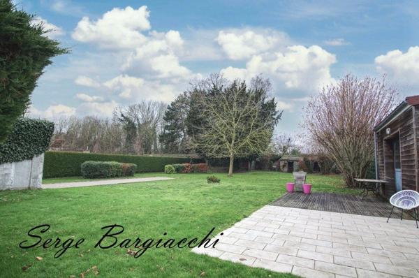 👉 MAISON 284 m² + LOGEMENT INDÉPENDANT – 1 660 m²