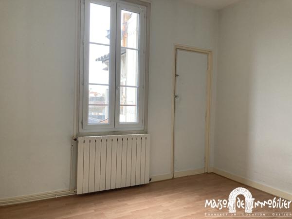 Location Appartement en duplex - 3 pièces - 66m² - COGNAC Centre-ville
