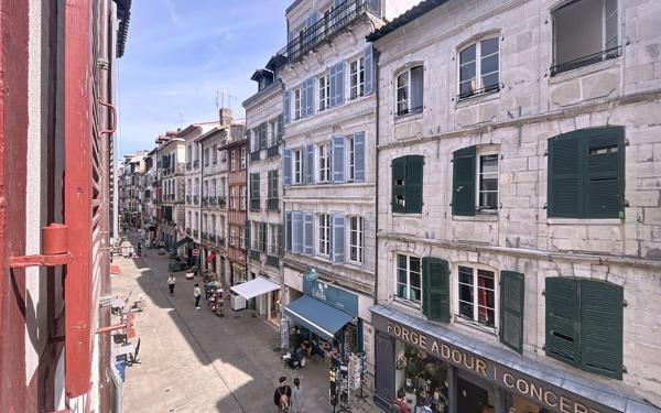 Appartement à vendre    1 pièce • 36,63 m2 Bayonne