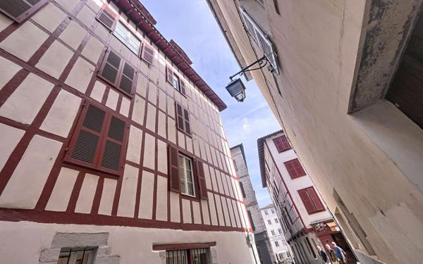 Appartement à vendre    1 pièce • 36,63 m2 Bayonne