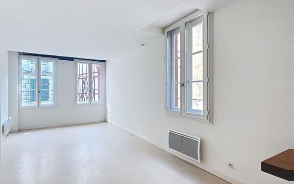 Appartement à vendre    1 pièce • 36,63 m2 Bayonne