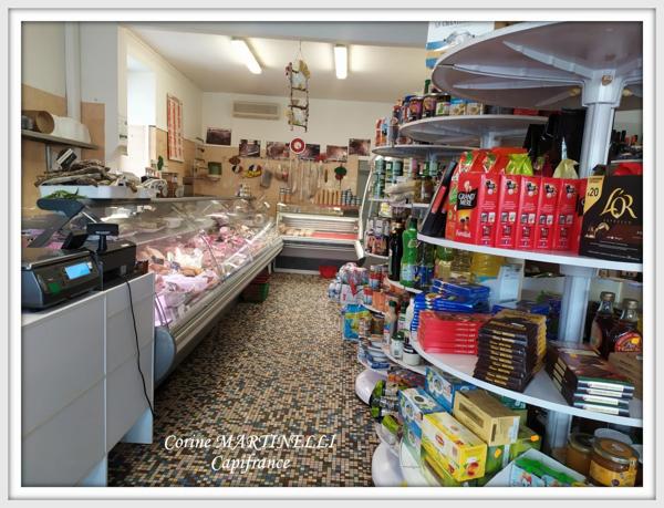 A vendre, Astaffort, Centre village local commercial vide et Appartement