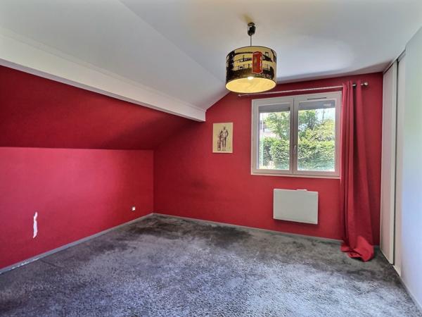 Échenevex (01170) Maison avec piscine et 5 chambres