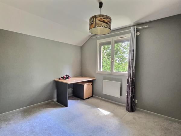 Échenevex (01170) Maison avec piscine et 5 chambres