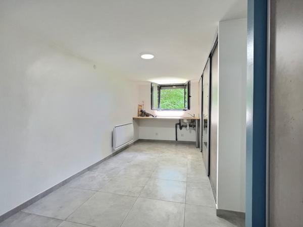 Échenevex (01170) Maison avec piscine et 5 chambres