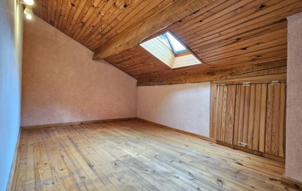 Vente Maison de village Avec jardin à rafraîchir Laparade