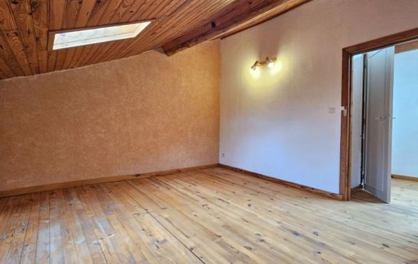 Vente Maison de village Avec jardin à rafraîchir Laparade
