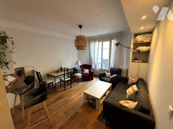 Appartement de type F3 d'environ 59m² à vendre à Bois-Colombes au premier étage sans ascenseur ...