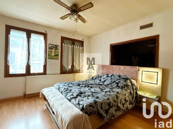 Maison de ville 6 pièces de 159 m² à Marseille-en-Beauvaisis (60690)