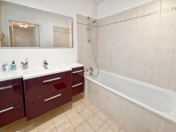Appartement T5 face au parc de Sceaux Châtenay-Malabry DPE C