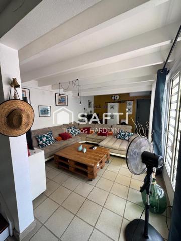 Maison mitoyenne jardin, proche plage et commerces