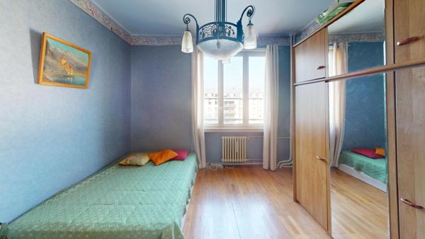 T3 64m²  à rénover - LUMINEUX - GARAGE INCLUS