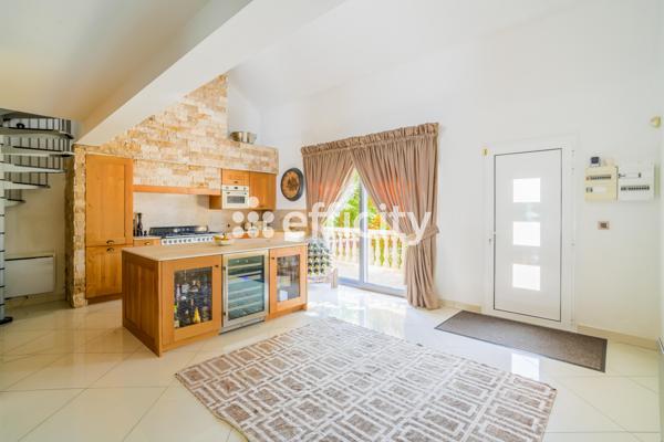 Maison 3 pièces - 110 m² Exclusivité efficity