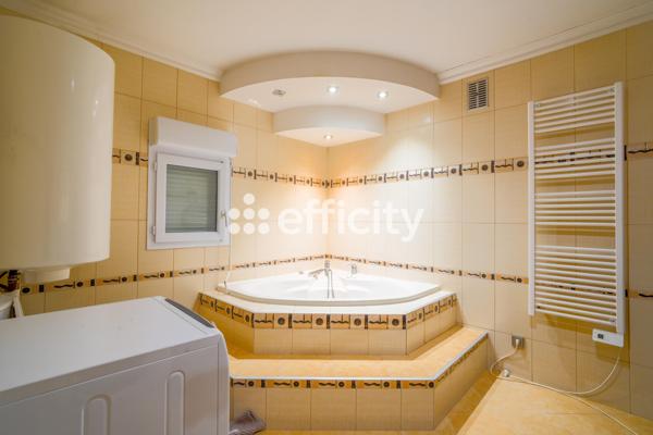 Maison 3 pièces - 110 m² Exclusivité efficity