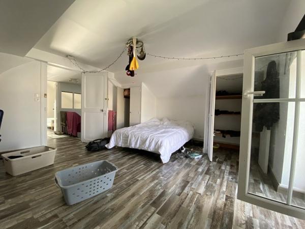 Immeuble à vendre 234 500 € Poitiers 139 m² DPE E
