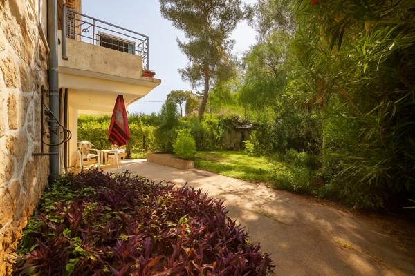 Charmante villa au Cap d'Antibes