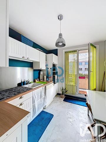 Appartement à vendre 4 pièces 73 m² Brou-sur-Chantereine