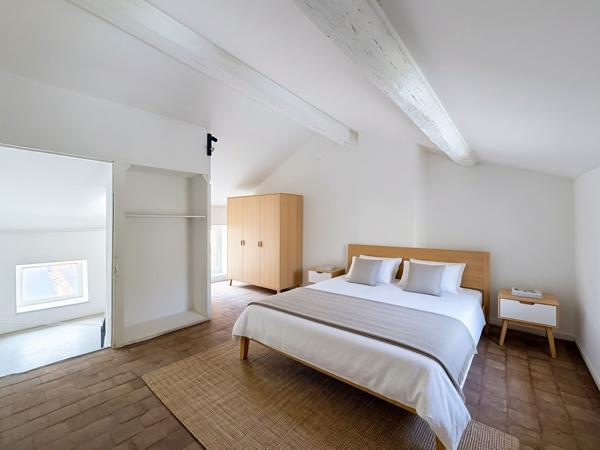 Maison
         5 pièces
        - 140 m² 245 000 € *