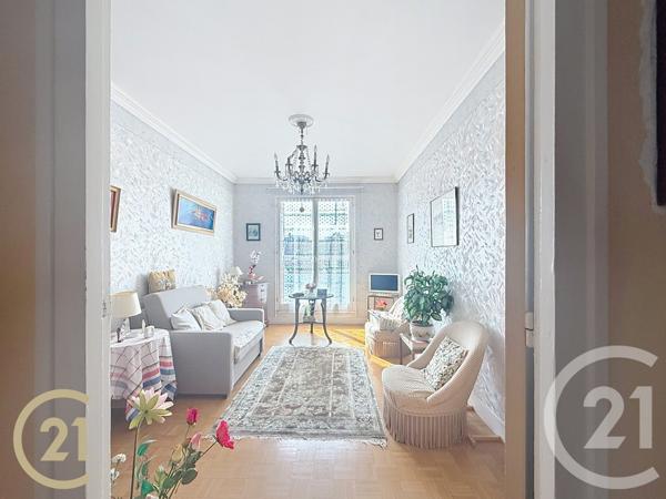 Appartement F3 à vendre  3 pièces - 80,08 m2 PARIS - 75011