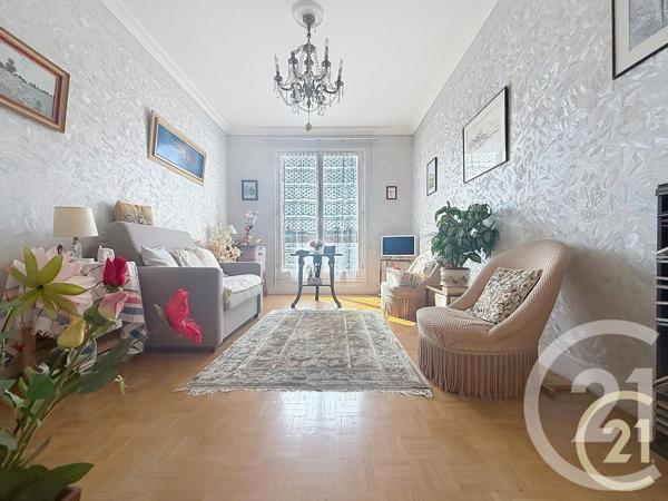 Appartement F3 à vendre  3 pièces - 80,08 m2 PARIS - 75011