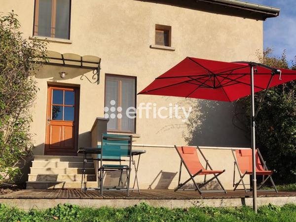Maison
         6 pièces
        - 80 m² Bien prestige 690 000 € *