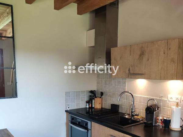 Maison
         6 pièces
        - 80 m² Bien prestige 690 000 € *