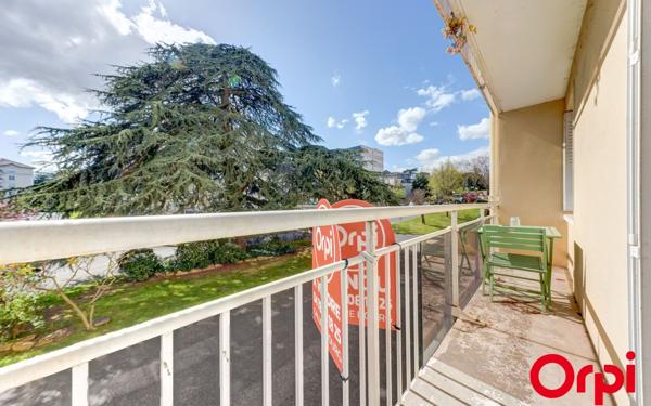 Appartement à vendre    4 pièces • 68,44 m2 Caluire-et-Cuire