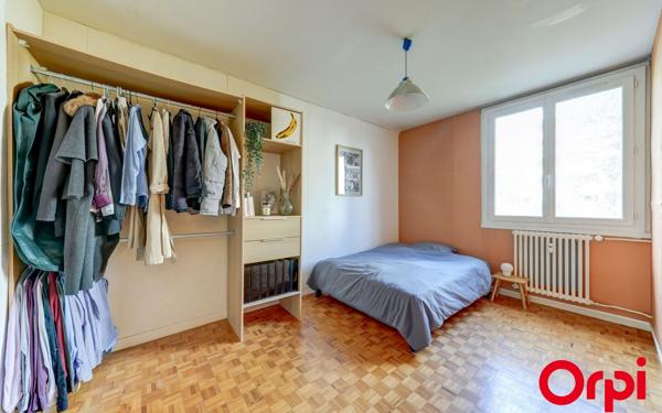 Appartement à vendre    4 pièces • 68,44 m2 Caluire-et-Cuire