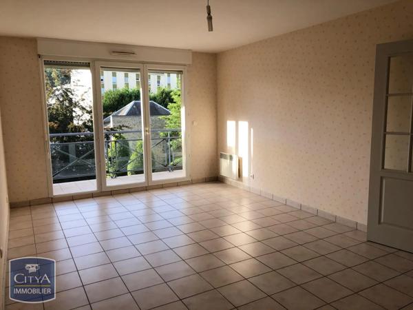 Appartement à louer 3 pièces 69.4m² Guéret (23000)