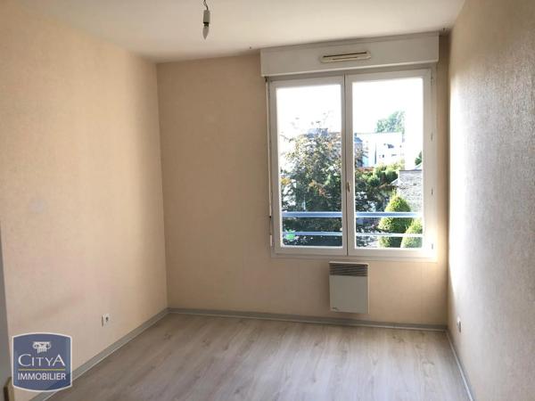 Appartement à louer 3 pièces 69.4m² Guéret (23000)