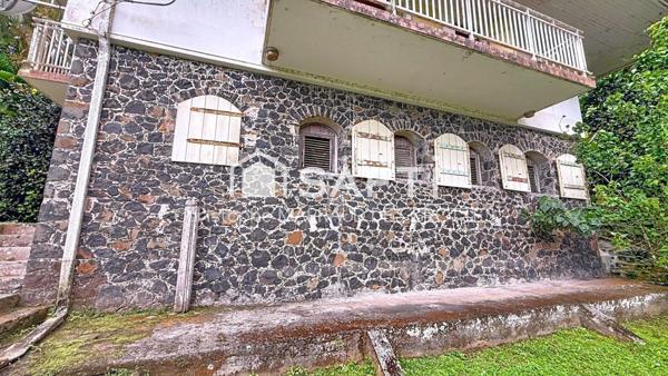 Villa atypique construite sur ancienne distillerie