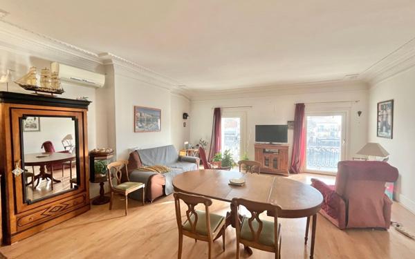 Appartement à vendre    5 pièces •  Mèze