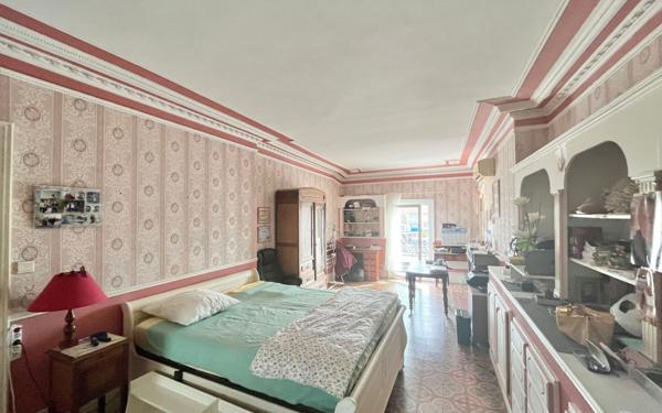 Appartement à vendre    5 pièces •  Mèze