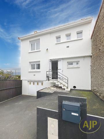 Location maison Roussay : 895 € - AJP Immobilier Saint-Macaire-en-Mauges