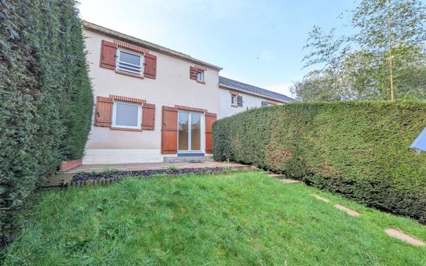 Maison à vendre    4 pièces • 72,75 m2 Carquefou