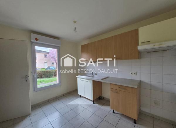 PAVILLON 2 CHAMBRES JARDIN ET GARAGE